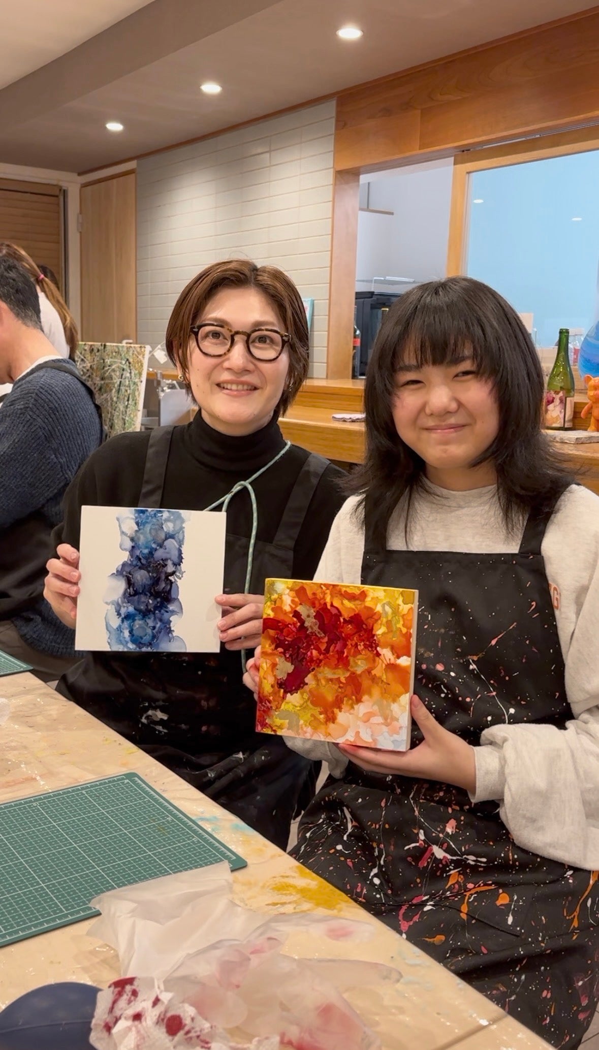2026年11月7日(土)18：00-20：00 【アルコールインクアート】佐久平駅直結ビル内開催